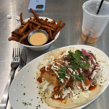 Slapfish - Ultimate Fish Taco, crispy and Sweet Potato Fries - Seafood Near Me - Fishers, Indiana Slapfish - Ultimate Fish Taco, crispy and Sweet Potato Fries - Seafood Near Me - Fishers, Indiana