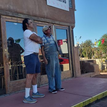 Ben Michael's Restaurant - The owner and one of his patrons and Friends. Great atmosphere great food - New Mexican Cuisine Near Me - Albuquerque, New Mexico