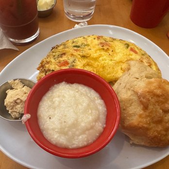 Ruby Slipper Marigny - Spanish Omelette and grits - Breakfast & Brunch Near Me - New Orleans, Louisiana