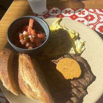 La Panadería Bakery Café - Bakeries Near Me - San Antonio, Texas La Panadería Bakery Café - Bakeries Near Me - San Antonio, Texas