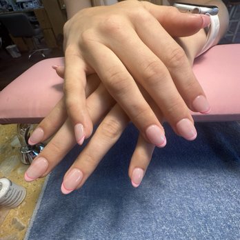 Lily Nails - Full Sets - Nail Salons Near Me - Fort Madison, Iowa
