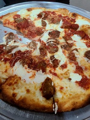 Guido’s Restaurant and Pizzeria by null