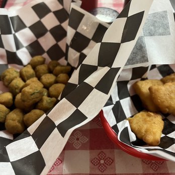 Delauders  BBQ - Fried okra and Mac and cheese bites - Barbeque Near Me - Sevierville, Tennessee