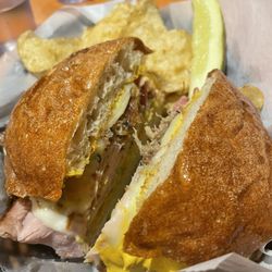 Avenue Bread & Deli - Downtown - Cuban 4.5/5