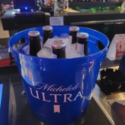 The Hideout Bar - Bucket of cold ones!!!!!