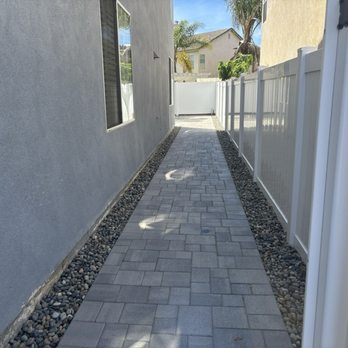 Cal Turf Co - Side yard - Landscape Architects or Designers Near Me