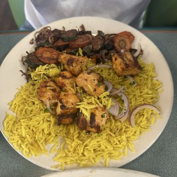 Bateeni Mediterranean Grill - Mediterranean Near Me - Greenville, North Carolina