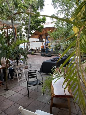 Naomi's Garden Restaurant & Lounge by null