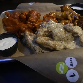 Buffalo Wild Wings - Chicken Wings Near Me - Henderson, Nevada Buffalo Wild Wings - Chicken Wings Near Me - Henderson, Nevada