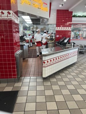 In-N-Out Burger by null