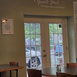 Interior of Azalias Juicery