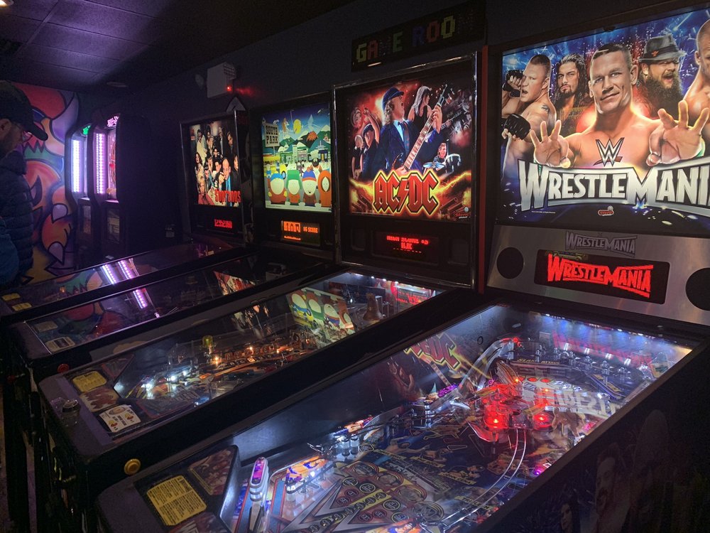 CASEY’S BLACK ROCK 28 Photos & 11 Reviews Sports Bars 484 Amherst