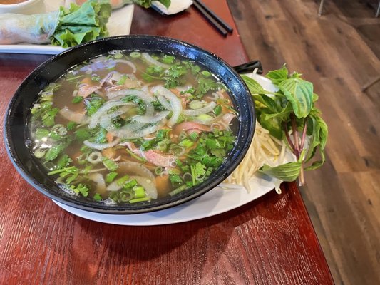 Pho Viet Anh by null
