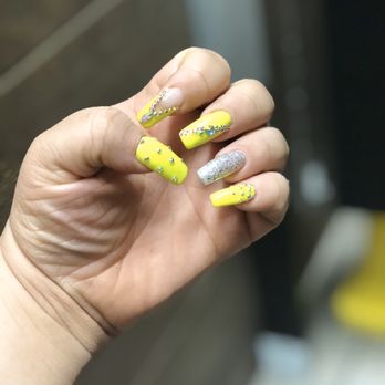Apple Nails - Nail Salons Near Me - Cumming, Georgia
