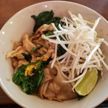 Mee Sen Thai Eatery - Pad See Ew - Thai Near Me - Portland, Oregon Mee Sen Thai Eatery - Pad See Ew - Thai Near Me - Portland, Oregon