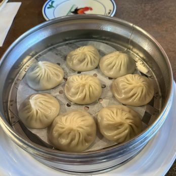 Auntie Qiu Kitchen - Pork Xiao Long Bao (Soup Dumplings) - Dim Sum Near Me - Alhambra, California Auntie Qiu Kitchen - Pork Xiao Long Bao (Soup Dumplings) - Dim Sum Near Me - Alhambra, California