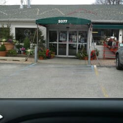 Acer's Florist & Garden Center