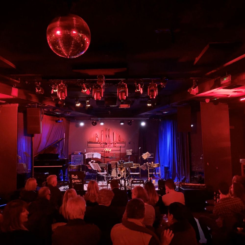 Café Berlín - Main area - Jazz & Blues Near Me - Madrid, M
