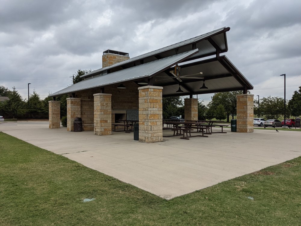 BAILEY LAKE Updated August 2024 37 Photos 280 W Hidden Creek Pkwy