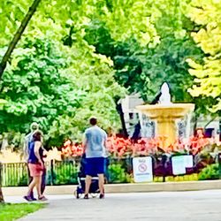 Washington Square Park - Benches circling the fountain-August 2022