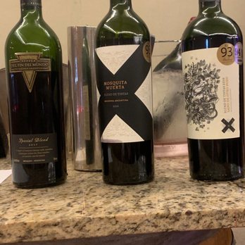 Happy Wine Calle Ocho - Wine tasting - Tapas Bars Near Me - Miami, Florida Happy Wine Calle Ocho - Wine tasting - Tapas Bars Near Me - Miami, Florida