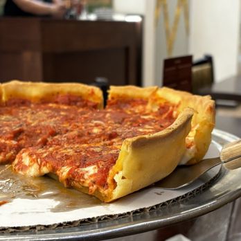 Chicago's Pizza - Deep dish gluten free... yum - Pizza Near Me - Chicago, Illinois