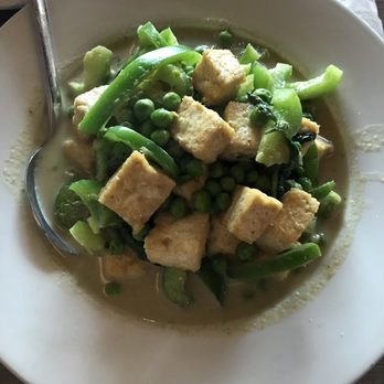 Thai Street Kitchen - Green Curry Tofu - Thai Near Me - Bloomfield Hills, Michigan Thai Street Kitchen - Green Curry Tofu - Thai Near Me - Bloomfield Hills, Michigan