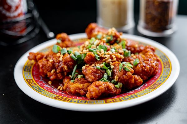 Fong's Pizza by null
