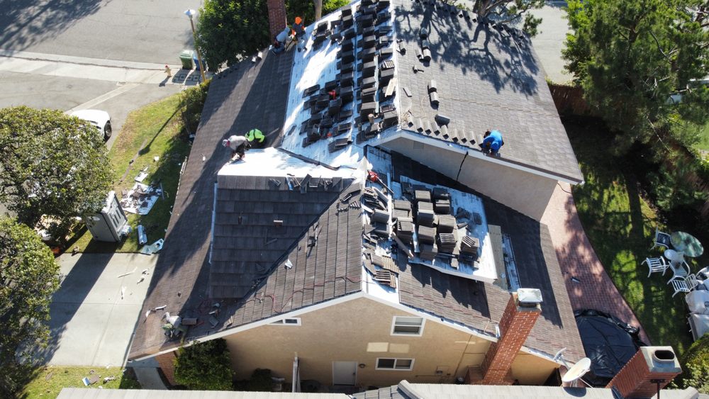 Slide of Golden Coast Roofing