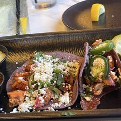 Grilled pollo tacos