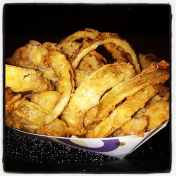 Johnny Sortino's Pizza Parlor - Homemade onion rings - Pizza Near Me - Omaha, Nebraska Johnny Sortino's Pizza Parlor - Homemade onion rings - Pizza Near Me - Omaha, Nebraska