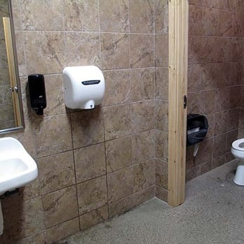 Mobil - Clean restrooms. - Gas Stations Near Me - Standish, Michigan
