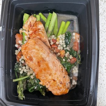 BJ's Restaurant & Brewhouse - Cherry Chipotle Salmon - New American Near Me - Downey, California