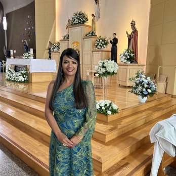 Christina Flach Makeup Artist - Makeup Artists Near Me - Corte Madera , California Christina Flach Makeup Artist - Makeup Artists Near Me - Corte Madera , California