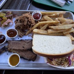 Smoked Barbecue Combo Platter Smoked Barbecue Combo Platter