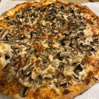 Glenoaks Deli and Pizza - Mushroom pizza - Pizza Near Me - Glendale, California Glenoaks Deli and Pizza - Mushroom pizza - Pizza Near Me - Glendale, California