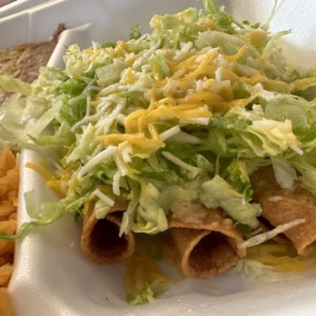 Los Tacos Del Rey - 3 Rolled Taquitos - Tacos Near Me - Albuquerque, New Mexico Los Tacos Del Rey - 3 Rolled Taquitos - Tacos Near Me - Albuquerque, New Mexico
