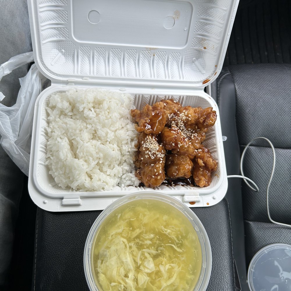 New China - Sesame chicken lunch combo - Szechuan Near Me - Mill Creek, Washington New China - Sesame chicken lunch combo - Szechuan Near Me - Mill Creek, Washington