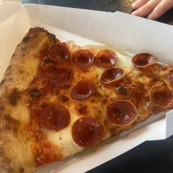 Station St. Helena - Pepperoni pizza - Cafes Near Me - St Helena, California Station St. Helena - Pepperoni pizza - Cafes Near Me - St Helena, California