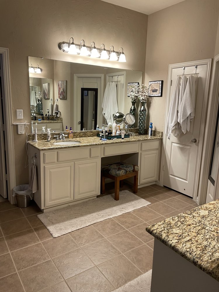 FLOORS TOUCH Updated August 2024 100 Photos & 46 Reviews 2045 N