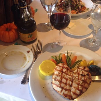 Il Pastaio - Grilled chick (rubbery and no taste) with steamed veggies! - Italian Near Me - Beverly Hills, California Il Pastaio - Grilled chick (rubbery and no taste) with steamed veggies! - Italian Near Me - Beverly Hills, California