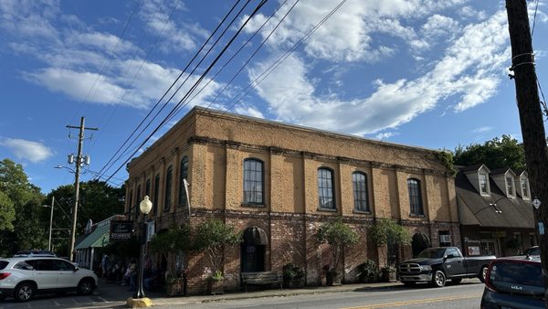 Linde Marie's Steakhouse on the Square by null