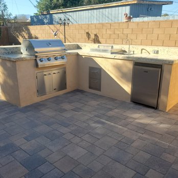 Jv Masonry - Full BBQ island with sink, burners, storage drawers and fridge. Seats about 8 people maybe more. - Masonry/Concrete Near Me Jv Masonry - Full BBQ island with sink, burners, storage drawers and fridge. Seats about 8 people maybe more. - Masonry/Concrete Near Me