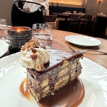 Alder - Desserts Near Me - Toronto, Ontario