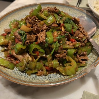 Atlas Kitchen - Sauted Sliced Beef w/ Fresh Chili - Chinese Near Me - New York, New York Atlas Kitchen - Sauted Sliced Beef w/ Fresh Chili - Chinese Near Me - New York, New York