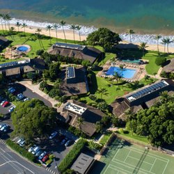 Ma'alaea Surf Resort - Aerial showing property, parking and tennis court location