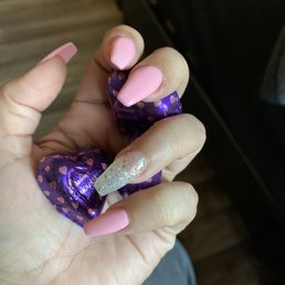 Acrylic nails with gel pink and gel glitter! Thank you James! Acrylic nails with gel pink and gel glitter! Thank you James!