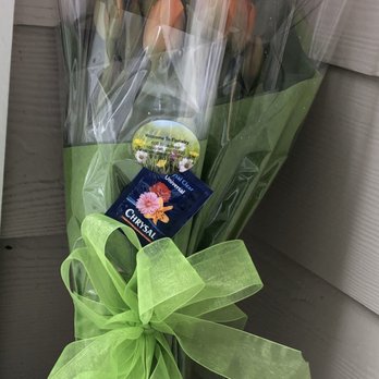 Welcome to Floristry - Lovely Tulips - Florists Near Me - Haverhill, Massachusetts
