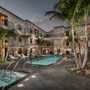 Photo of Lincoln West Apartments