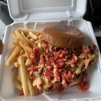 Smack's Chicken Shack - You can't tell me that doesn't look amazing. Not sure if this sandwich is always available. But if it is, GET IT!! - Food Trucks Near Me - San Antonio, Texas